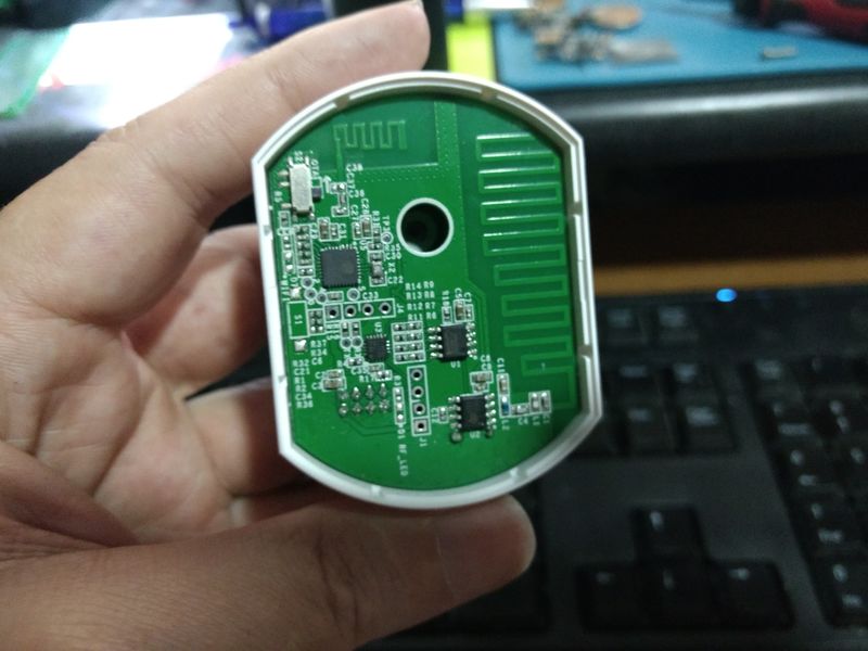 File:Sonoff D1-Inside.jpg